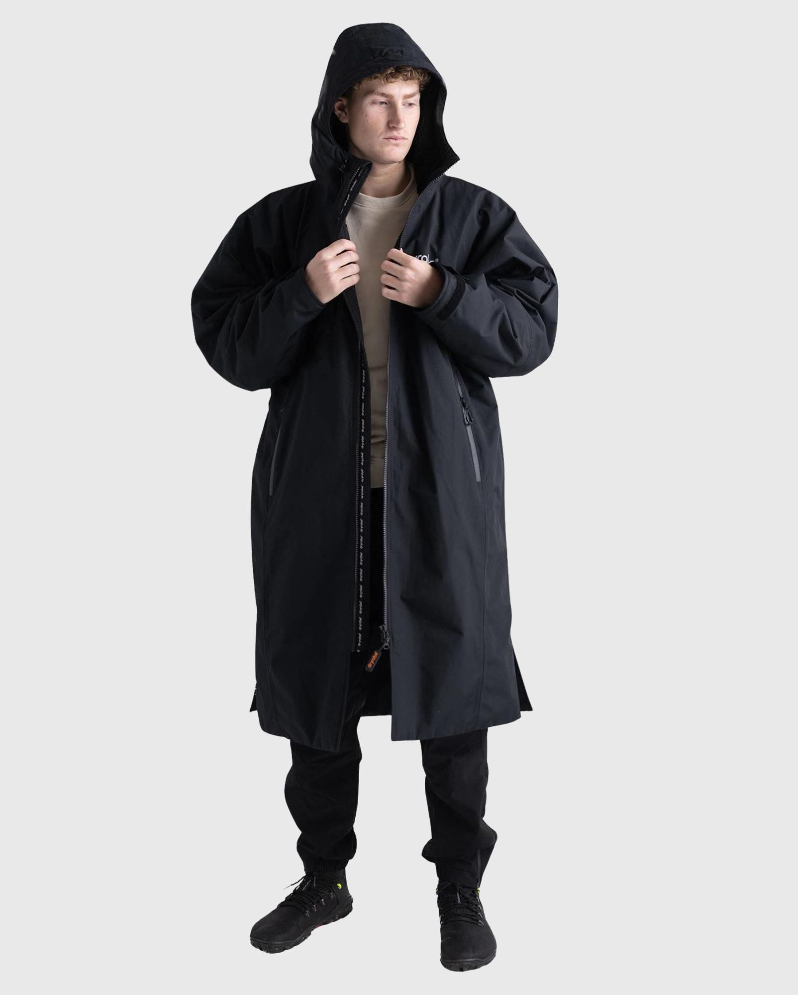 DRYROBE Nexus Long Sleeve Schwarz XS Wasserdichter unisex Outdoor-Umkleidemantel