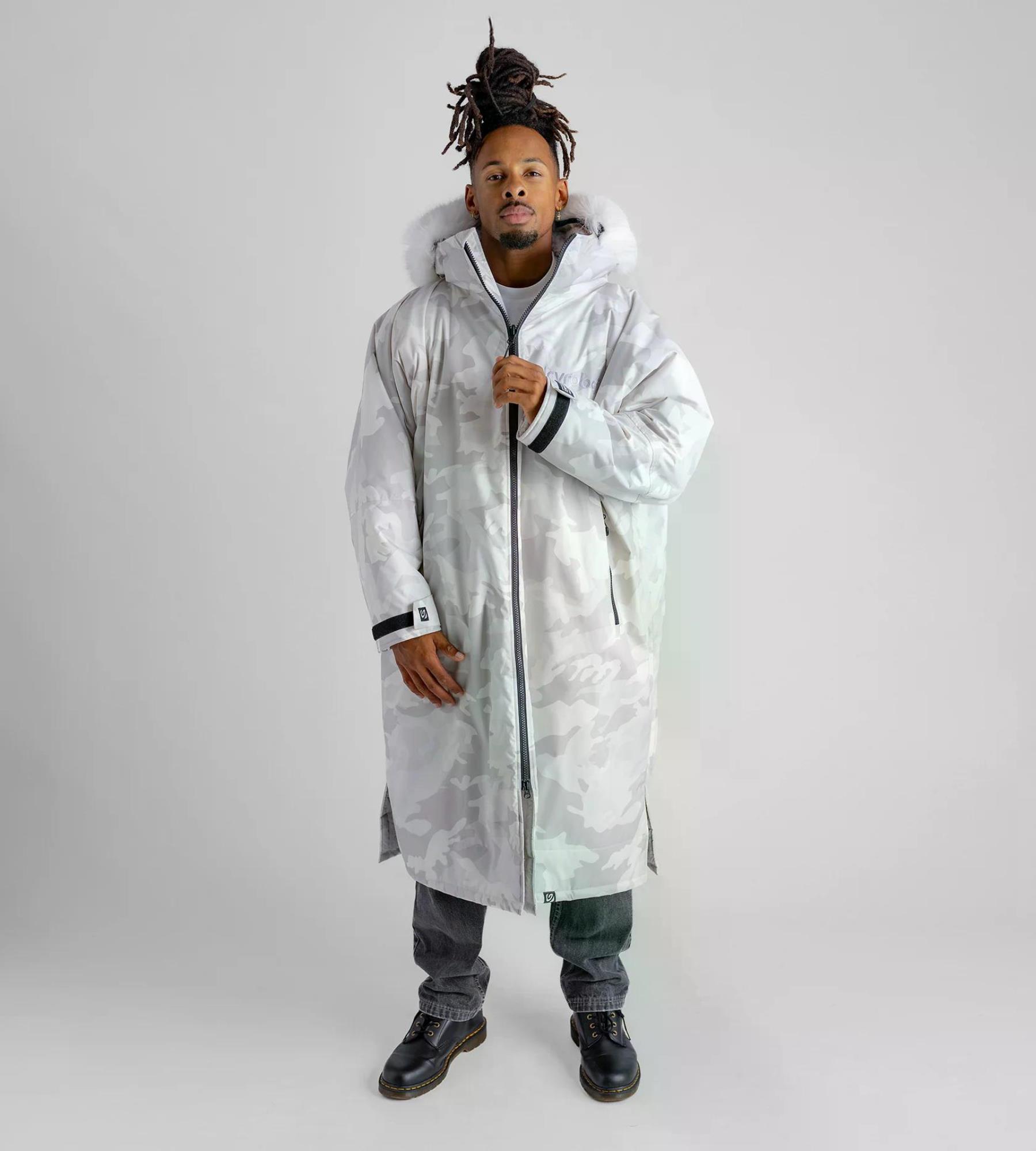DRYROBE Advance Long Sleeve Alpine White Camo M Wasserdichter unisex Outdoor-Umkleidemantel